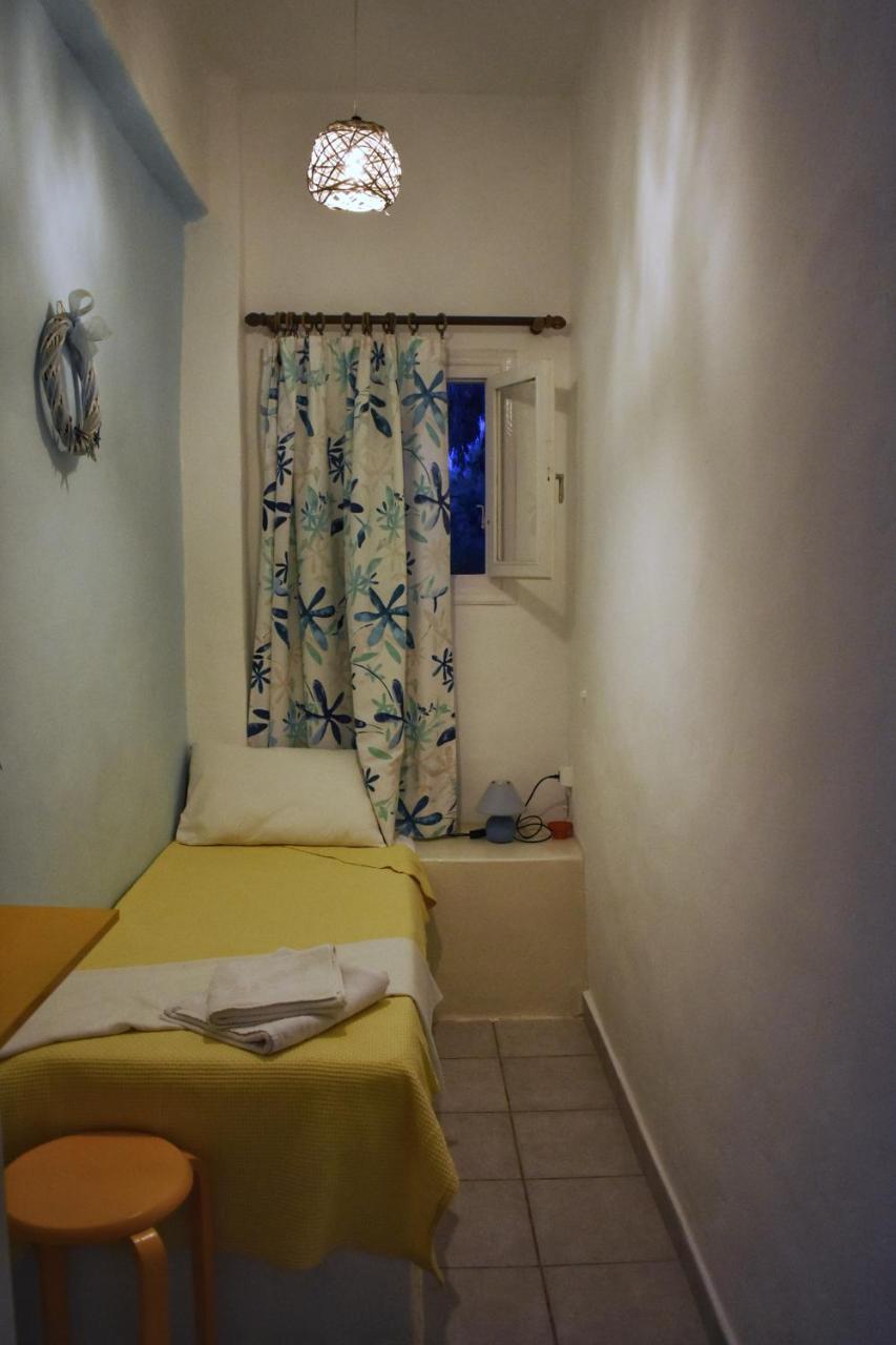 Alisahni Hotel Vari  ภายนอก รูปภาพ